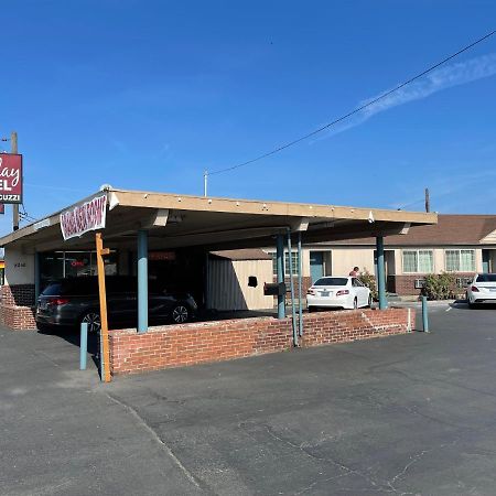 Holiday Motel Портленд Экстерьер фото