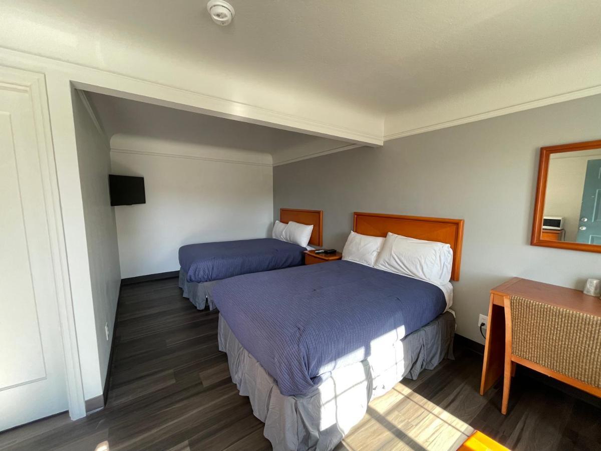 Holiday Motel Портленд Экстерьер фото