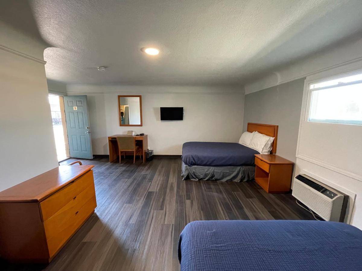 Holiday Motel Портленд Экстерьер фото