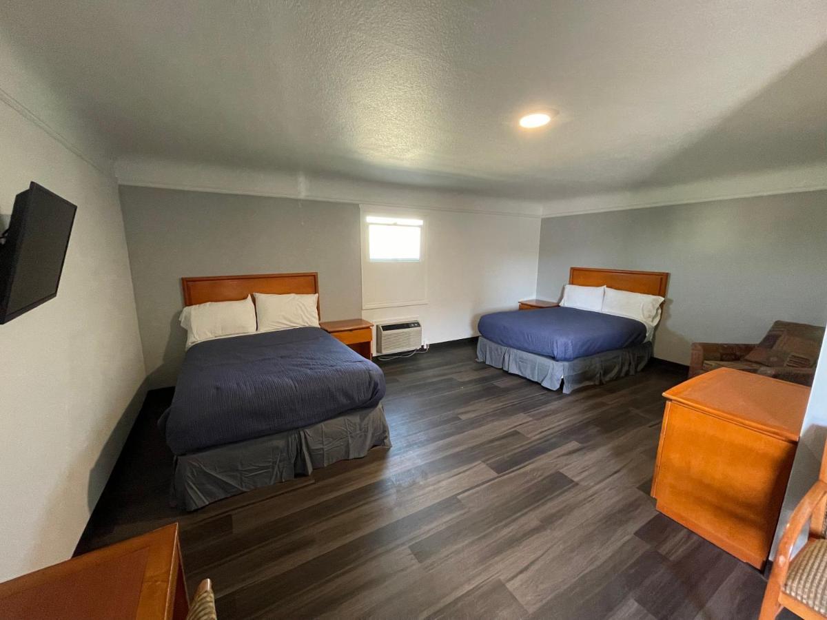 Holiday Motel Портленд Экстерьер фото